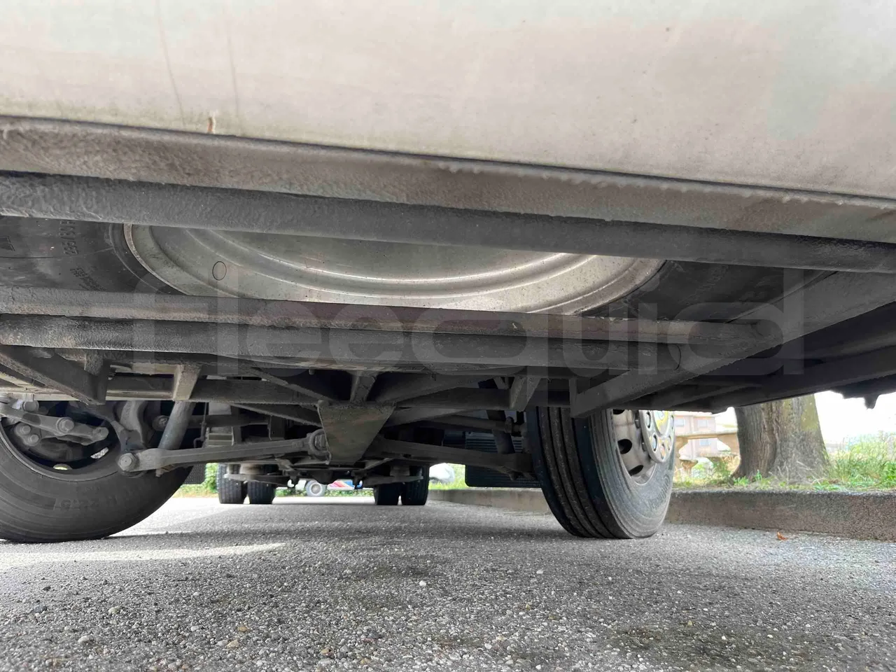 Irizar Daf - front axle central