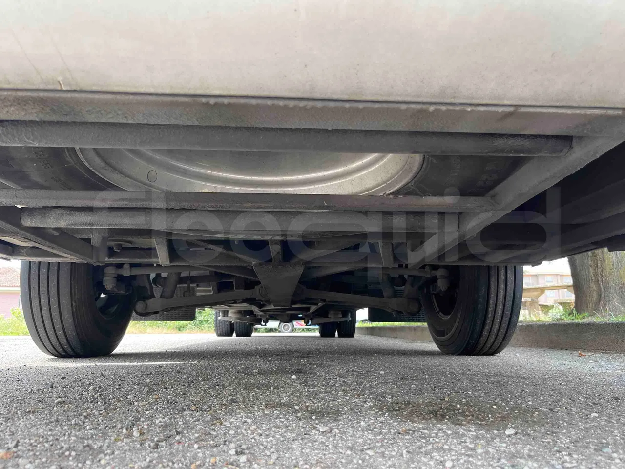 Irizar Daf - front undercarriage from front