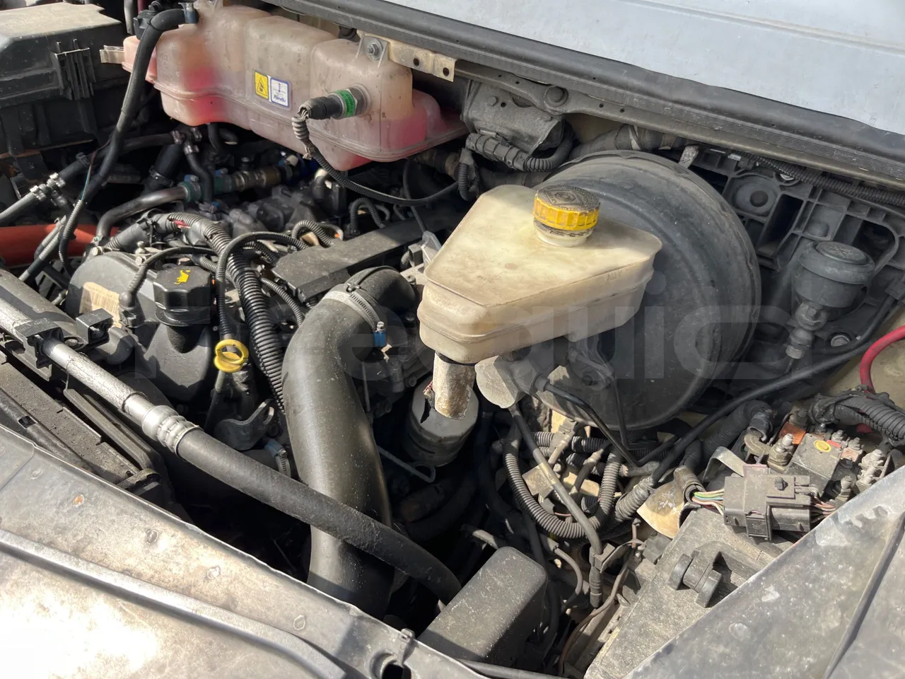 Iveco Daily 65C - Euro5 - 125kW - 7.510mt - air conditioning compressor