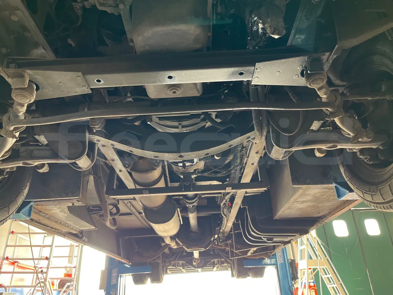 Iveco Daily 65C - Euro5 - 125kW - 7.510mt - front axle central