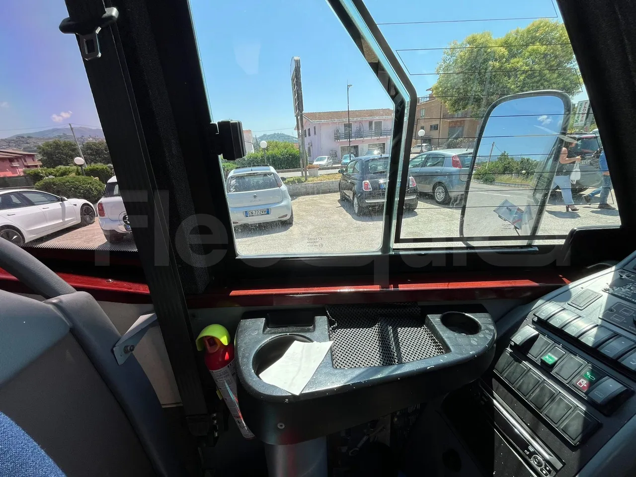 Iveco A65C/E4/27 Wing - EUR4 - 130kW - 7.714 - driver's seat photo (mandatory for bus to scrap)