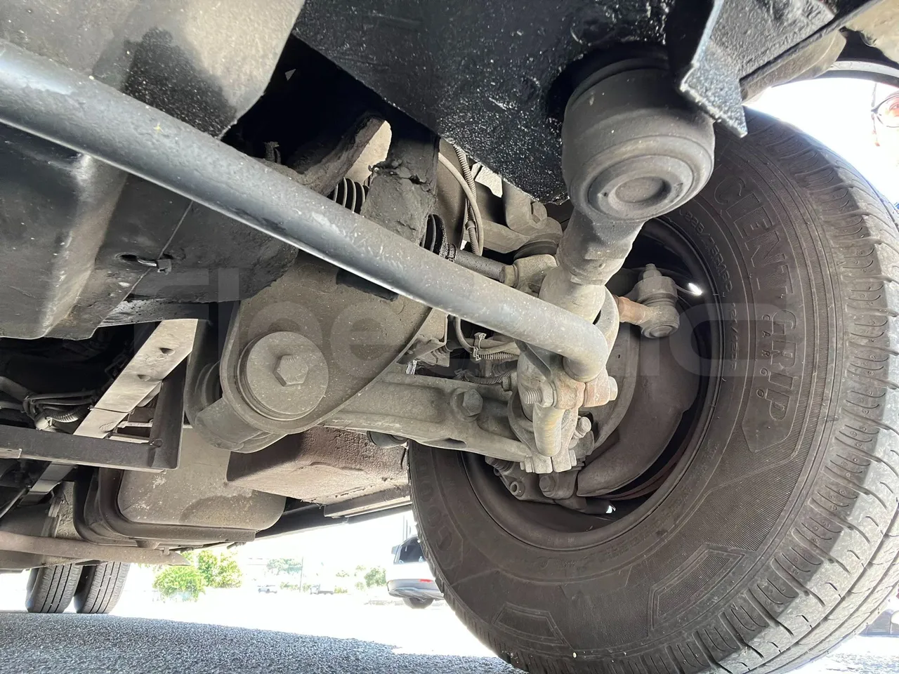 Iveco A65C/E4/27 Wing - EUR4 - 130kW - 7.714 - axle 2 shock absorbers 1 left