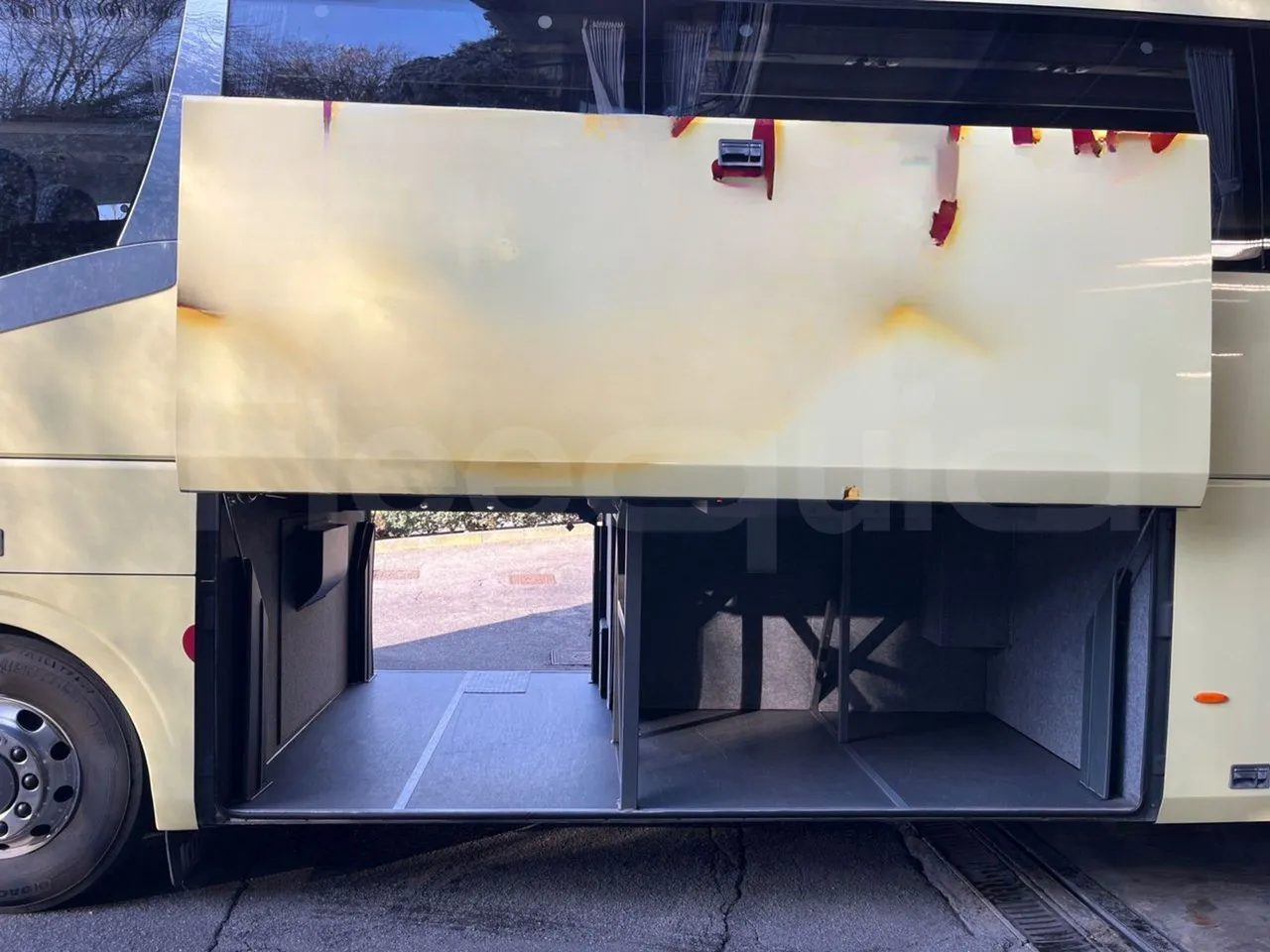 Irizar i6 HDH 12.37 - EUR5 - 324kW - 12.200m - luggage rack photo