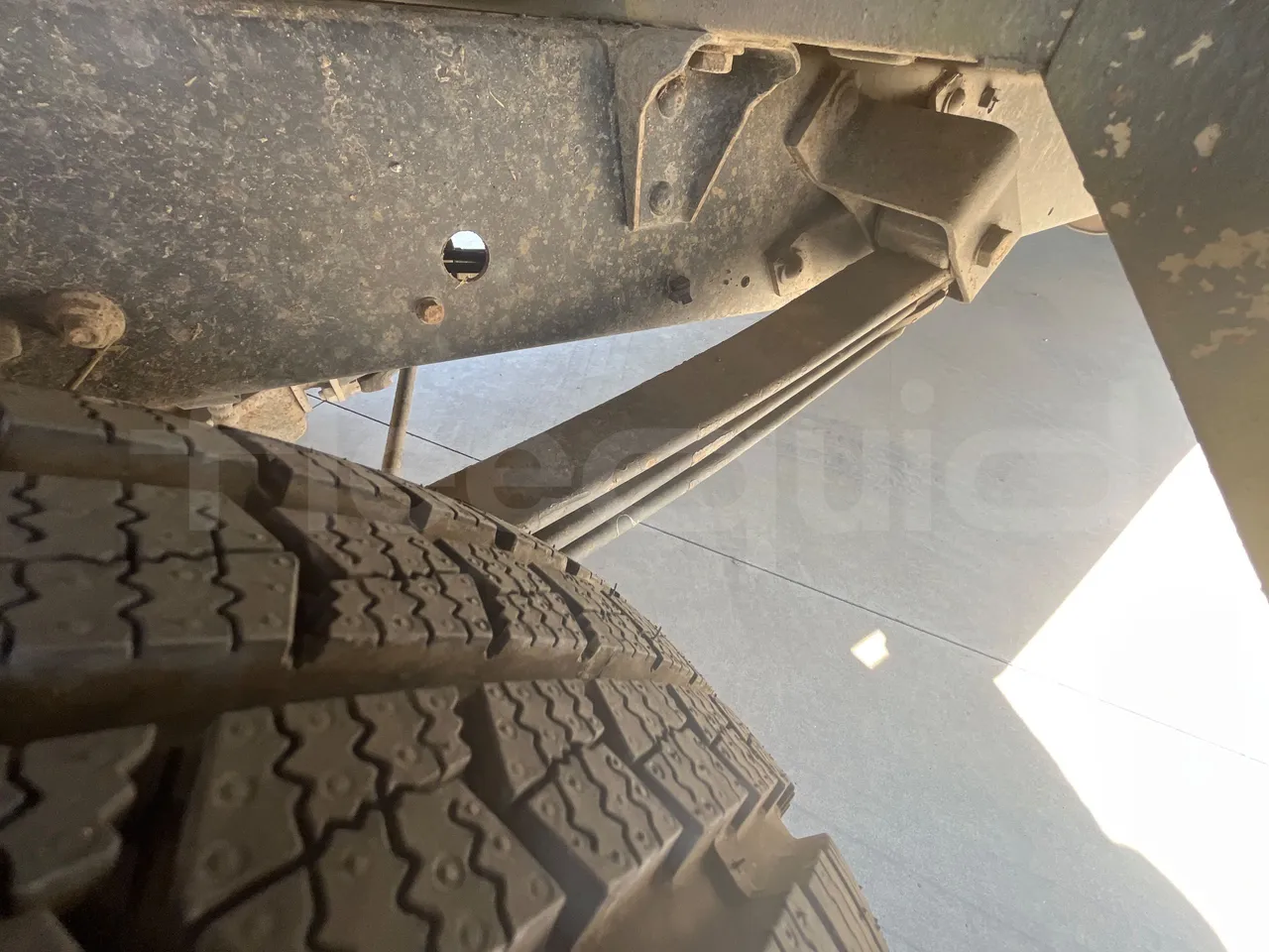 Iveco A50 E4/30/A - EURO4 -107kw - 6,948mt - axle 2 shock absorbers 1 right