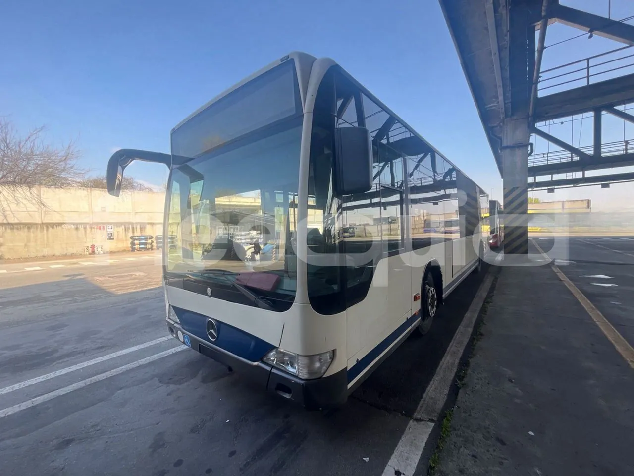 Mercedes-Benz Citaro O 530 A26 - Euro5 - 210kW - 12mt - 3/4 front left