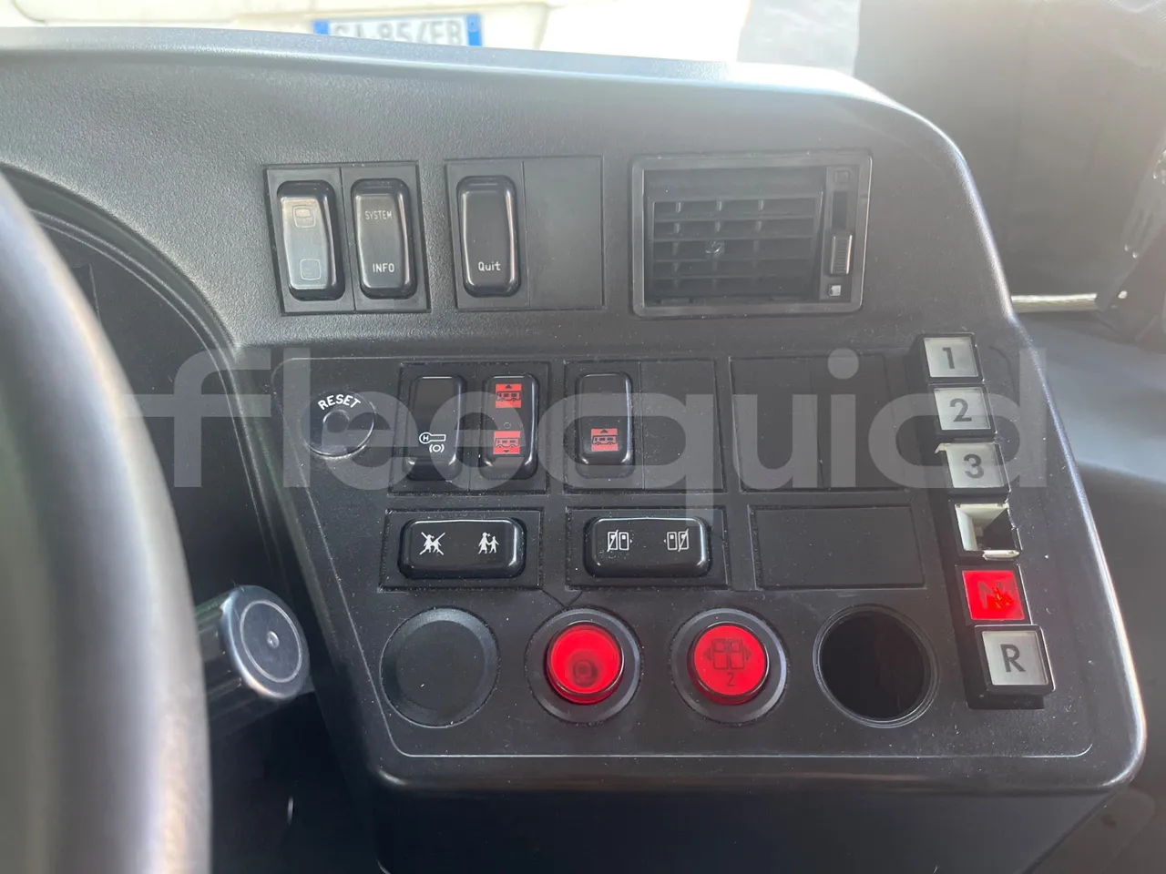 Mercedes-Benz Citaro O 530 A26 - Euro5 - 210kW - 12mt - buttons panels on