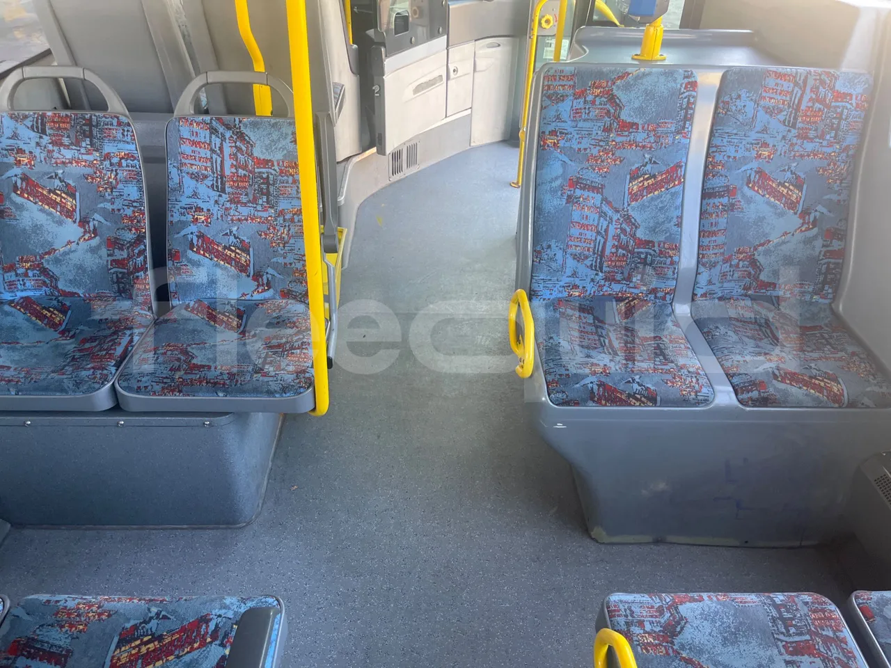 Mercedes-Benz Citaro O 530 A26 - Euro5 - 210kW - 12mt - forward view middle aisle