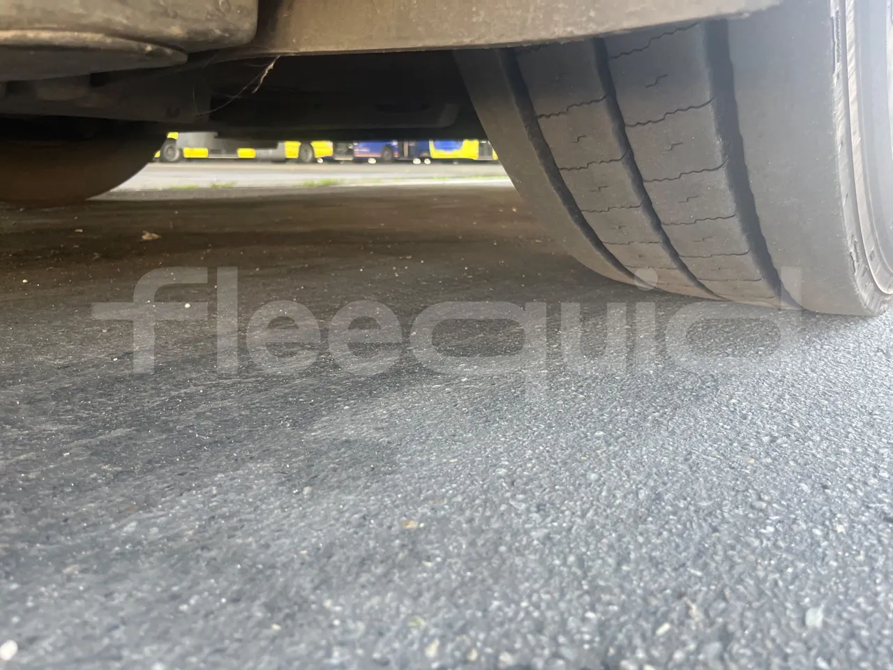 Mercedes-Benz Citaro O 530 A26 - Euro5 - 210kW - 12mt - tread condition front tires right