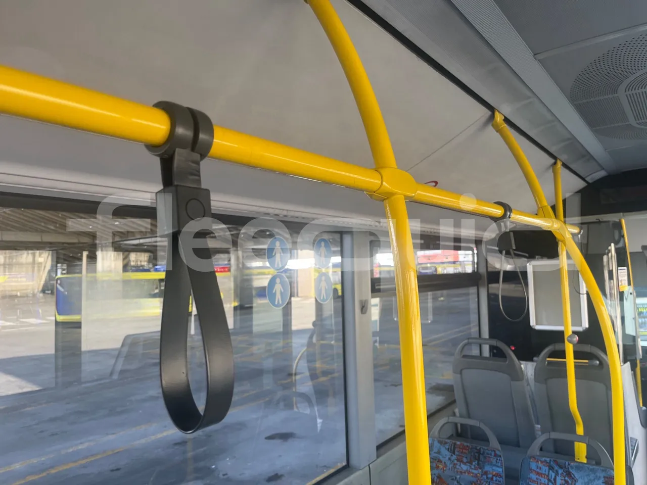 Mercedes-Benz Citaro O 530 A26 - Euro5 - 210kW - 12mt - overhead compartments photo