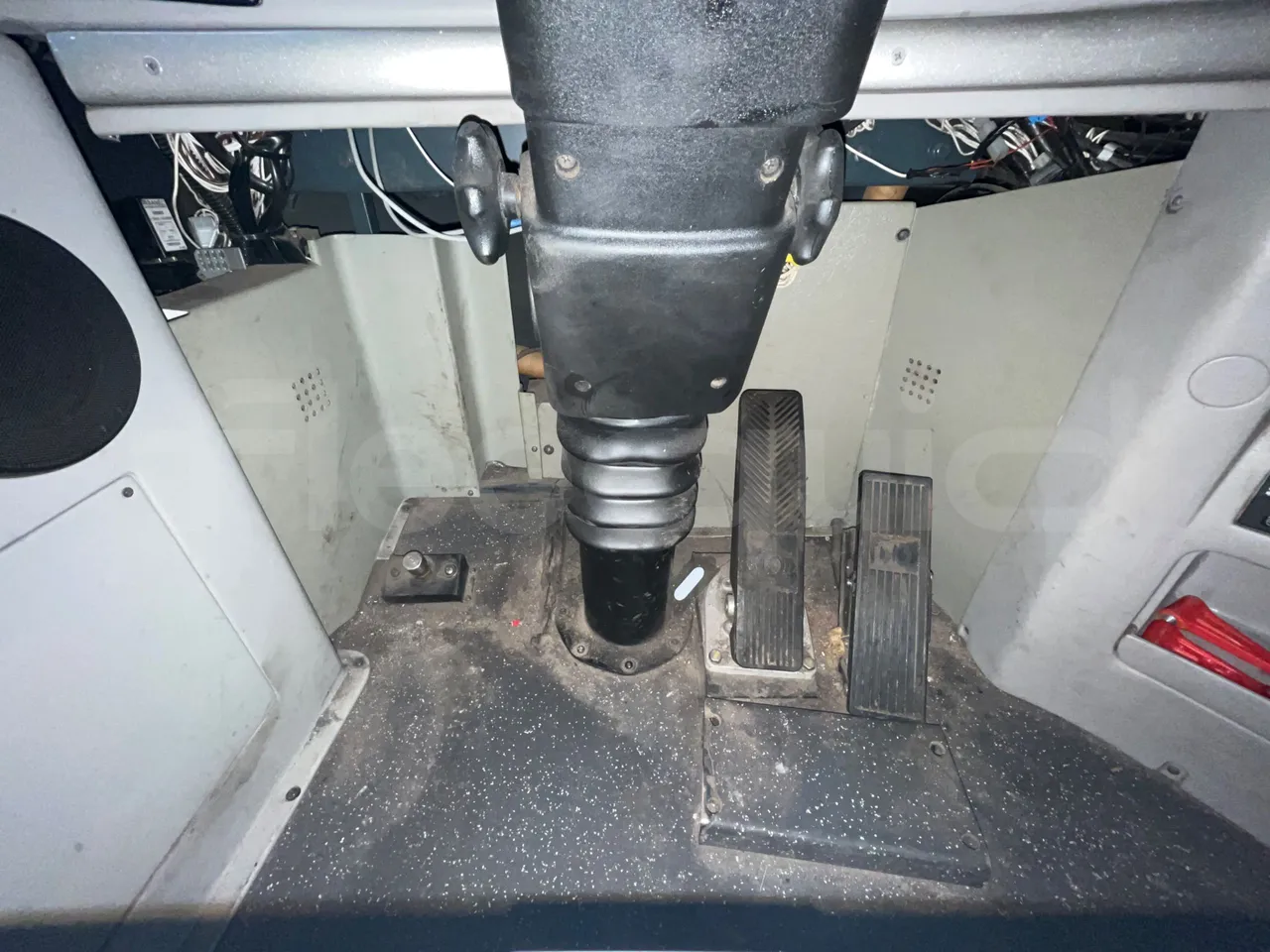 Temsa Opalin HNJ55L21R - Euro5 - 184kW - 8.393mt - radio accessories photo