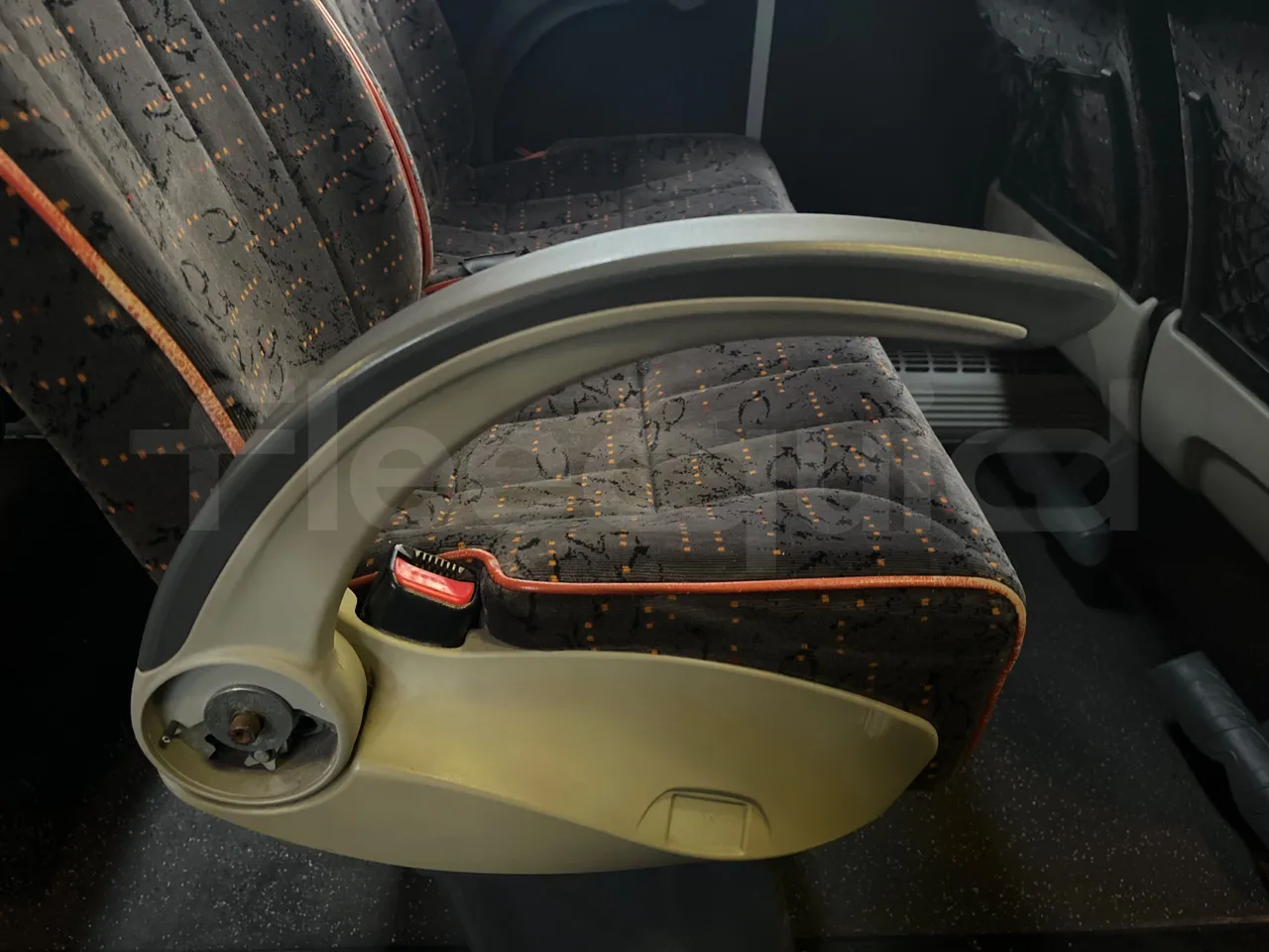 Temsa Opalin HNJ55L21R - Euro5 - 184kW - 8.393mt - folding seat photo