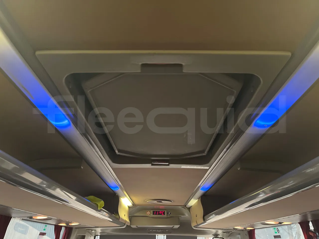 Temsa Opalin HNJ55L21R - Euro5 - 184kW - 8.393mt - roof hatch 1