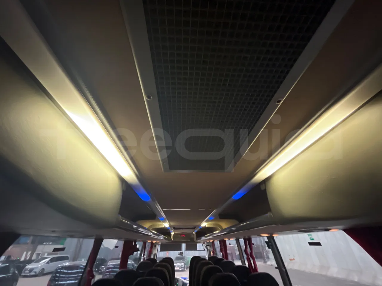 Temsa Opalin HNJ55L21R - Euro5 - 184kW - 8.393mt - overhead compartments photo