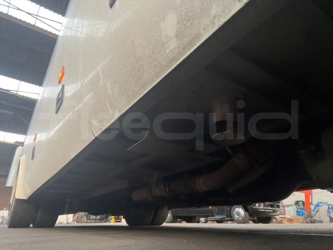 Temsa Opalin HNJ55L21R - Euro5 - 184kW - 8.393mt - front undercarriage from front