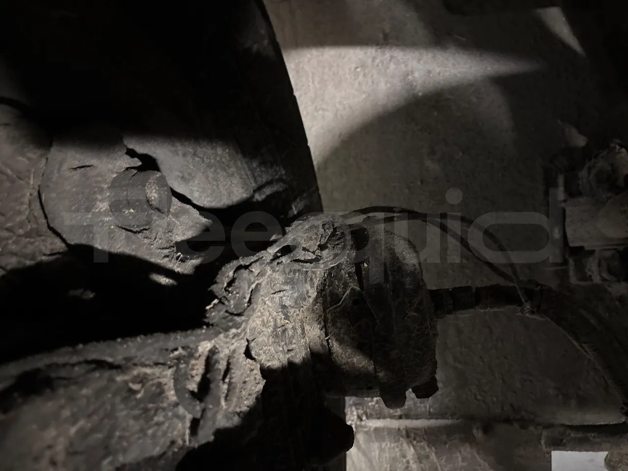 Setra S417 GT-HD - EURO4 - 315 kW-14,05m - axel 3 caliper brakes left