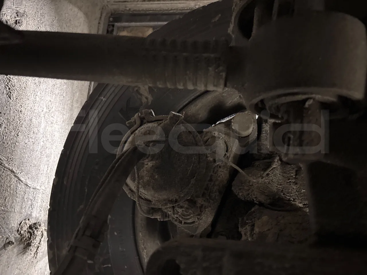 Setra S417 GT-HD - EURO4 - 315 kW-14,05m - axel 3 caliper brakes right