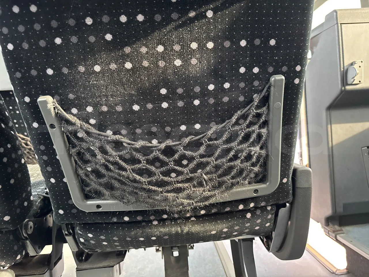 Setra S417 GT-HD - EURO4 - 315 kW-14,05m - mesh detail photo