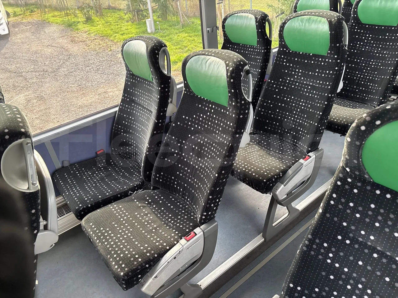 Setra S417 GT-HD - EURO4 - 315 kW-14,05m - single seat detail