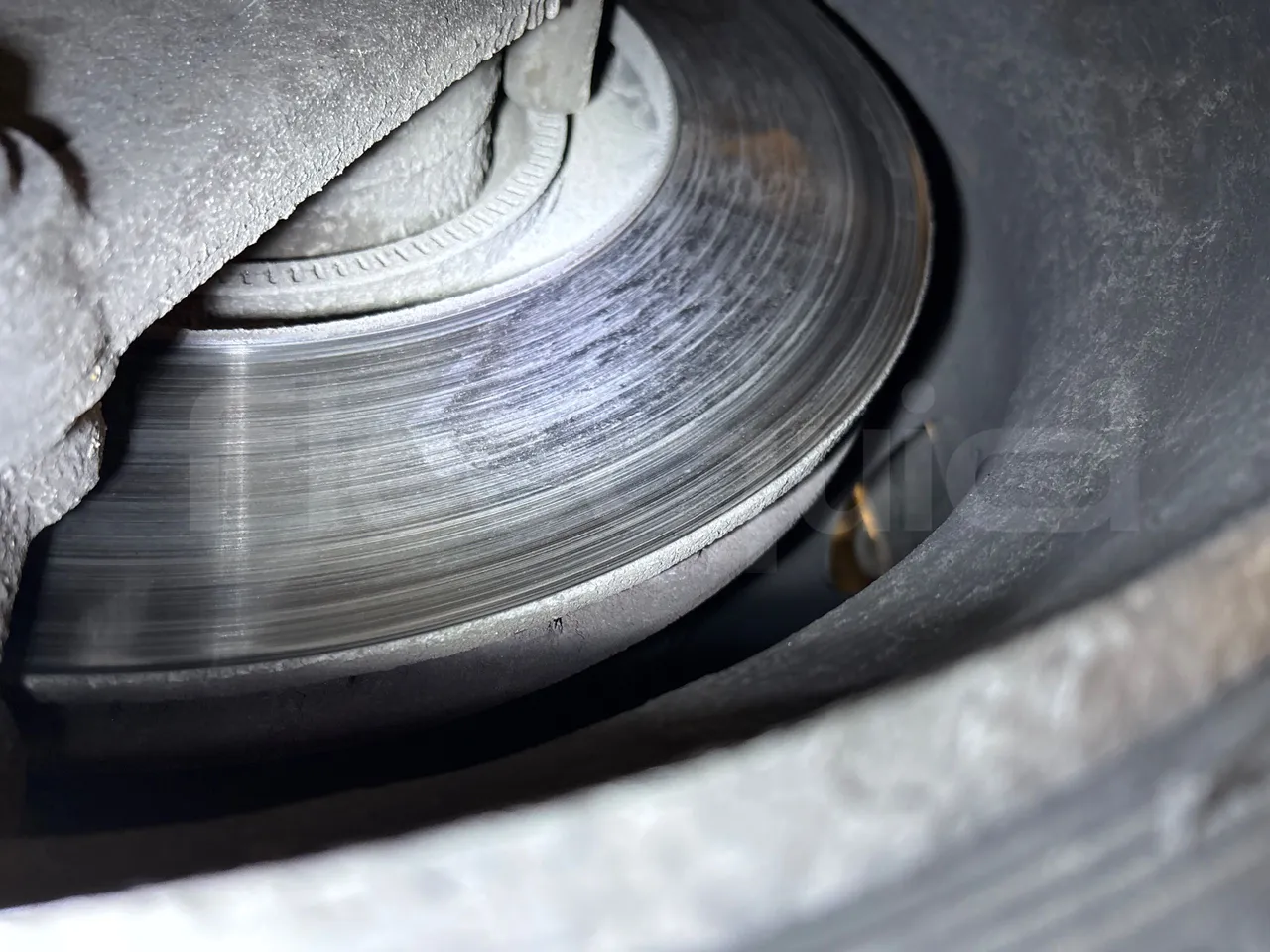 Setra S417 GT-HD - EURO4 - 315 kW-14,05m - axle 2 discs right