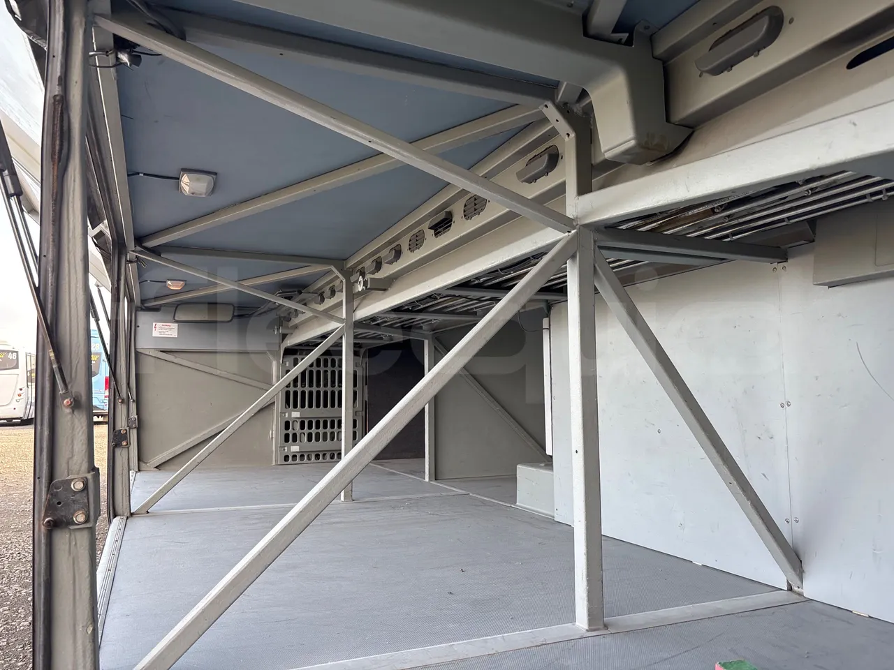 Setra S417 GT-HD - EURO4 - 315 kW-14,05m - internal frame rust check