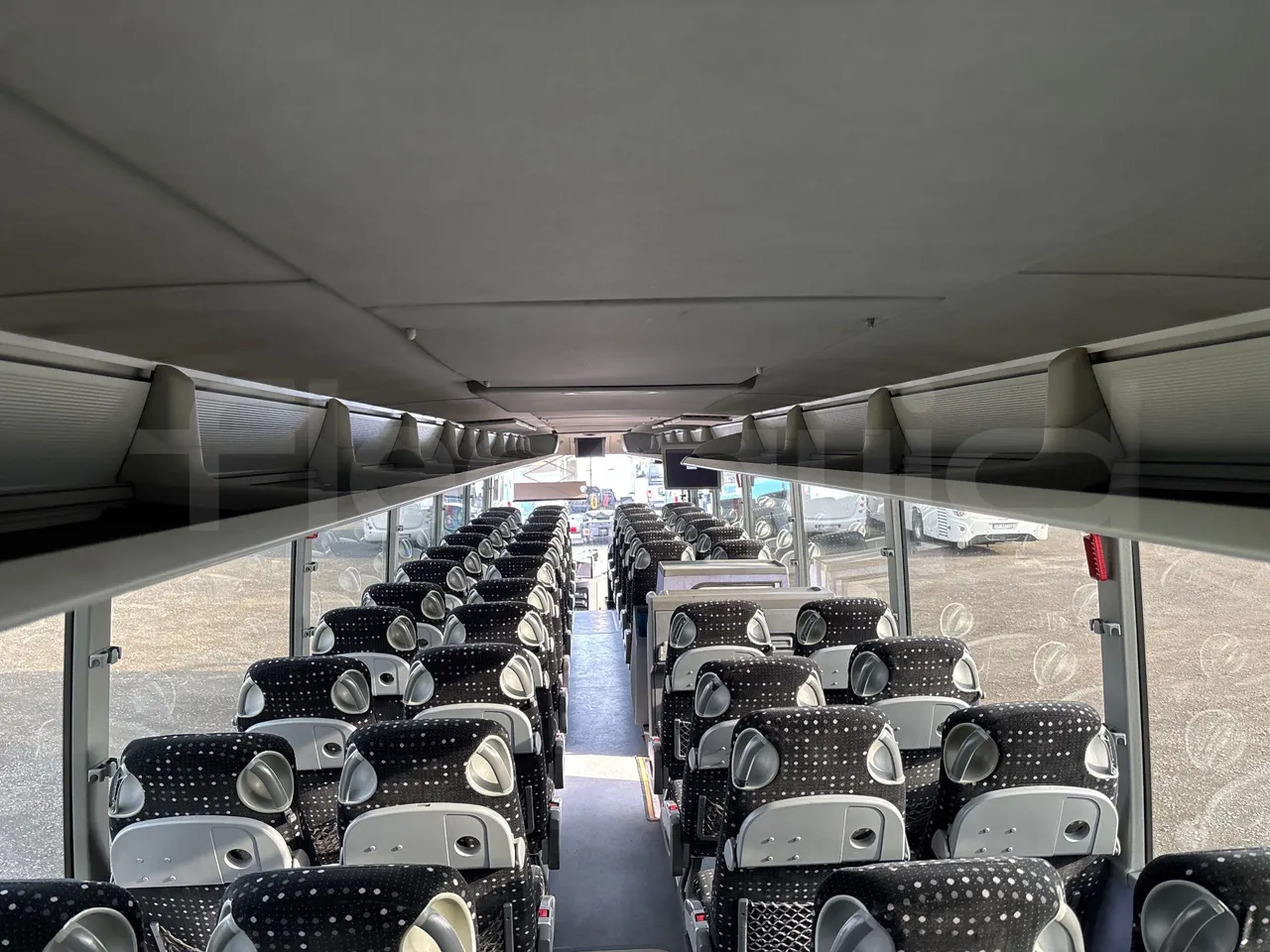Setra S417 GT-HD - EURO4 - 315 kW-14,05m - overhead compartments photo