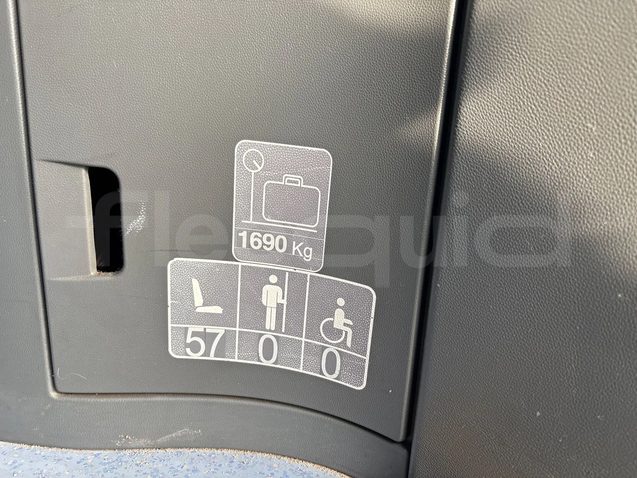 Setra S417 GT-HD - EURO4 - 315 kW-14,05m - seat plate photo
