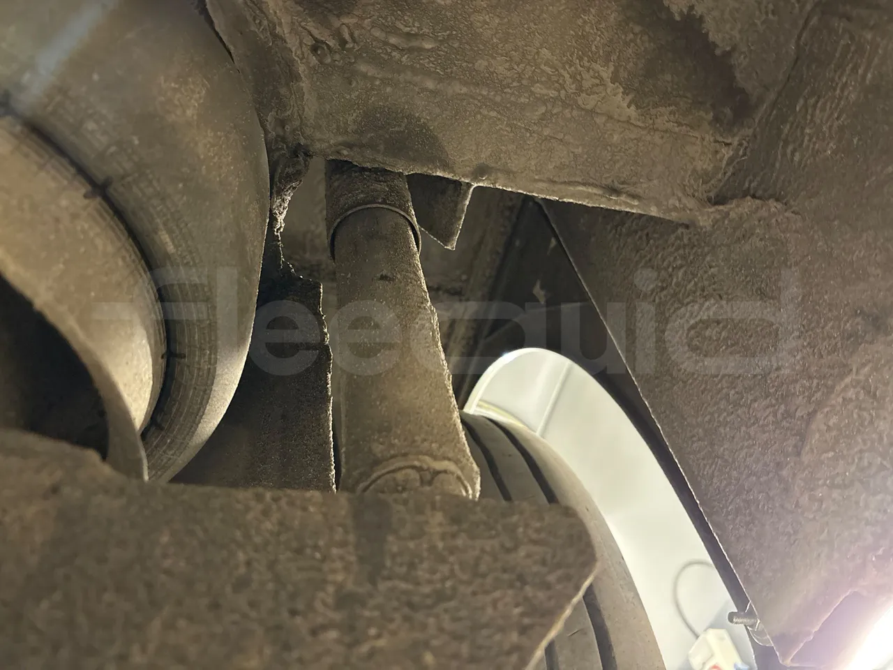 Setra S417 GT-HD - EURO4 - 315 kW-14,05m - axle 2 shock absorbers 1 right