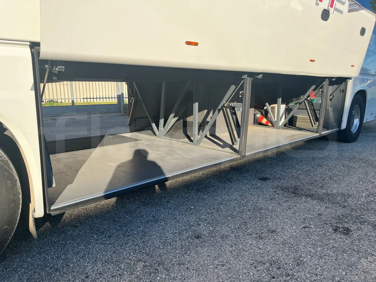 Vdl Futura - Luggage