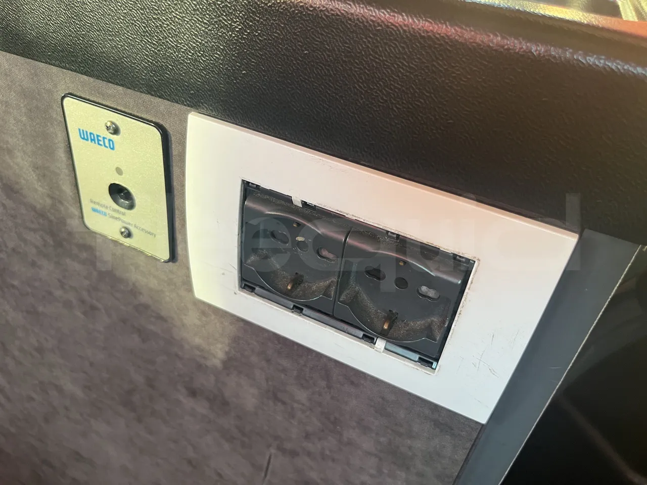 Vdl Futura - Power Outlets