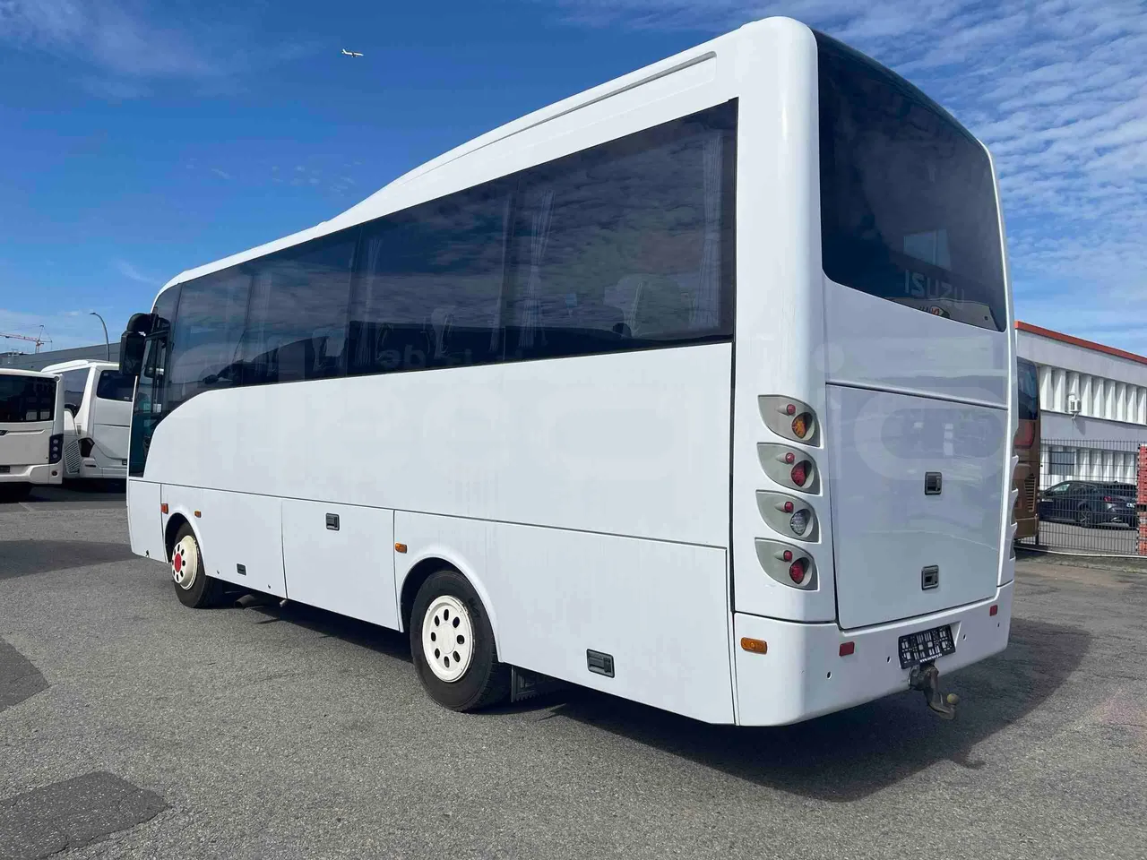 Isuzu Turquoise - 3/4 left rear side