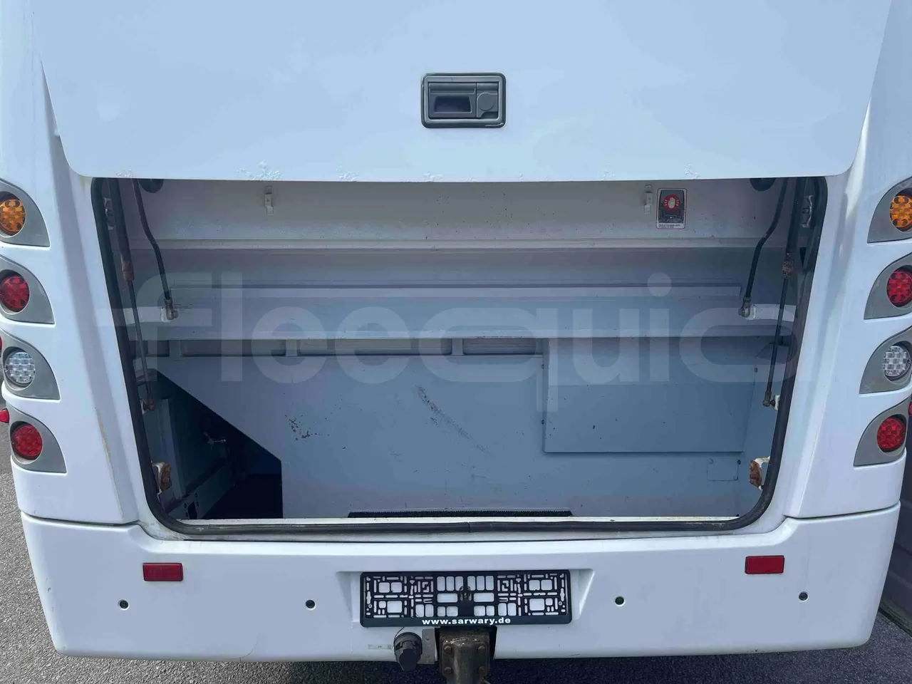 Isuzu Turquoise - rear hatch open