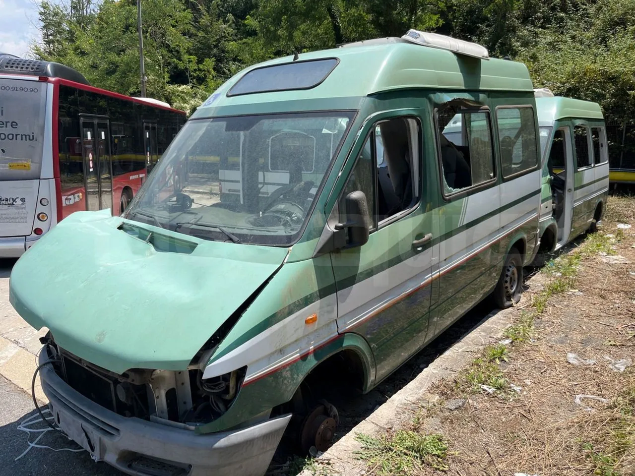 Mercedes-Benz Sprinter - Base cover photo