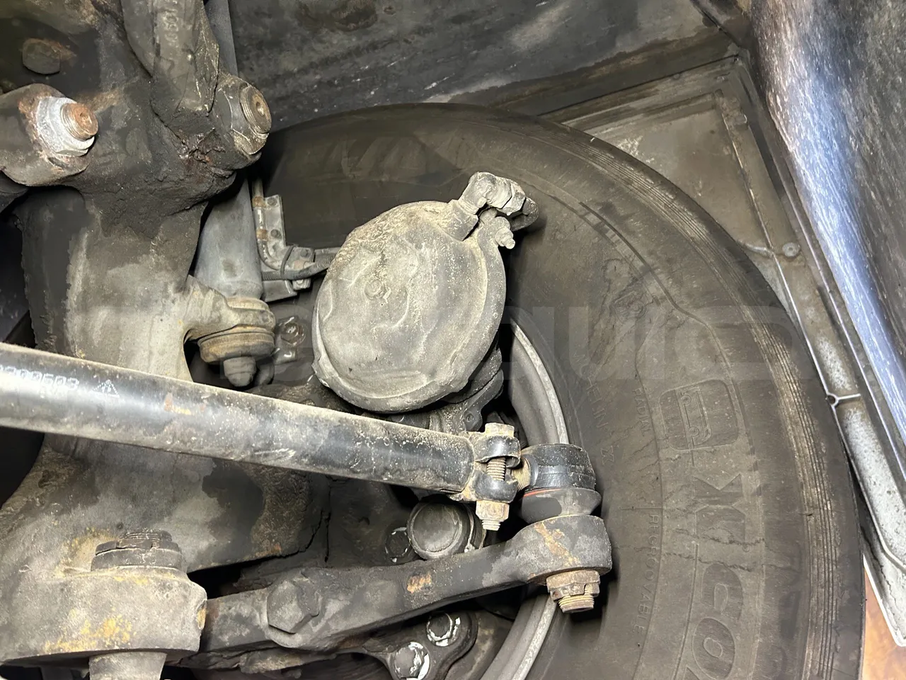 Setra S415 - First Axle Brake Calipers Left Side
