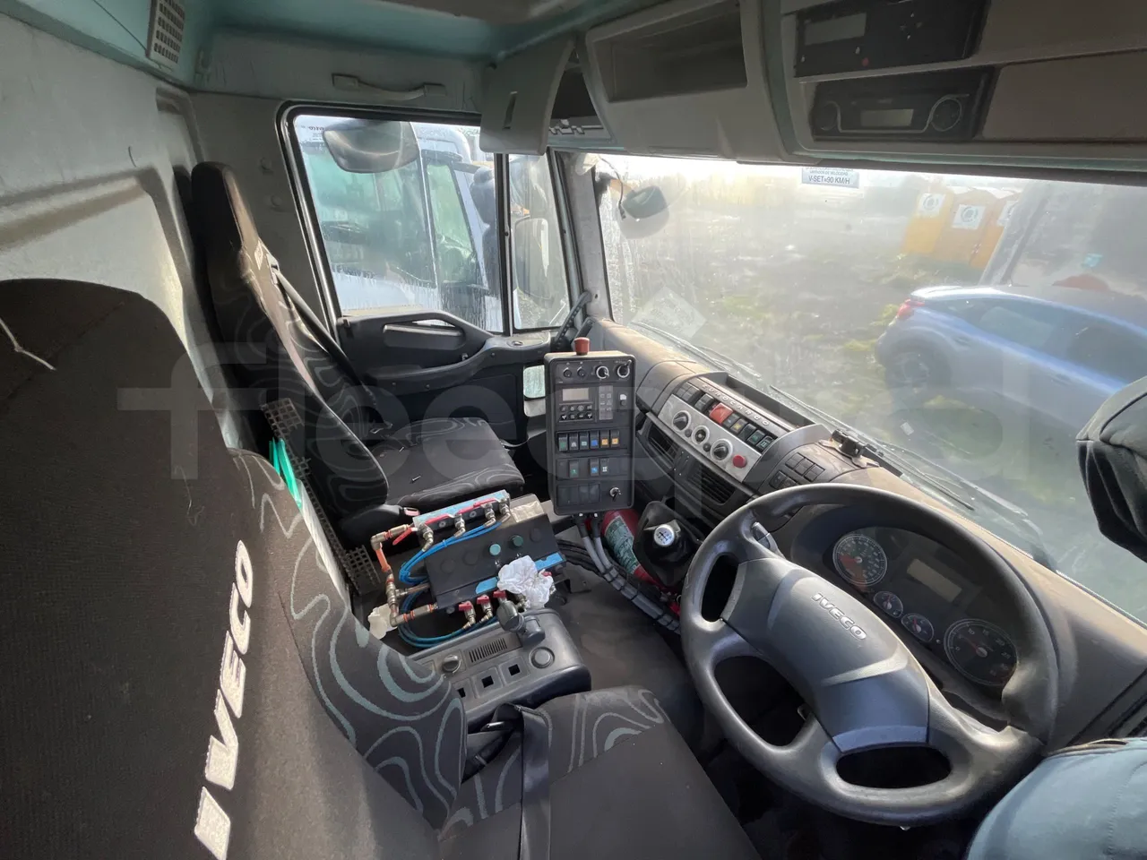 Iveco Faun Viatek 160/150 E4 SK600 - Euro5- 160kW - 6.917mt - buttons panels on