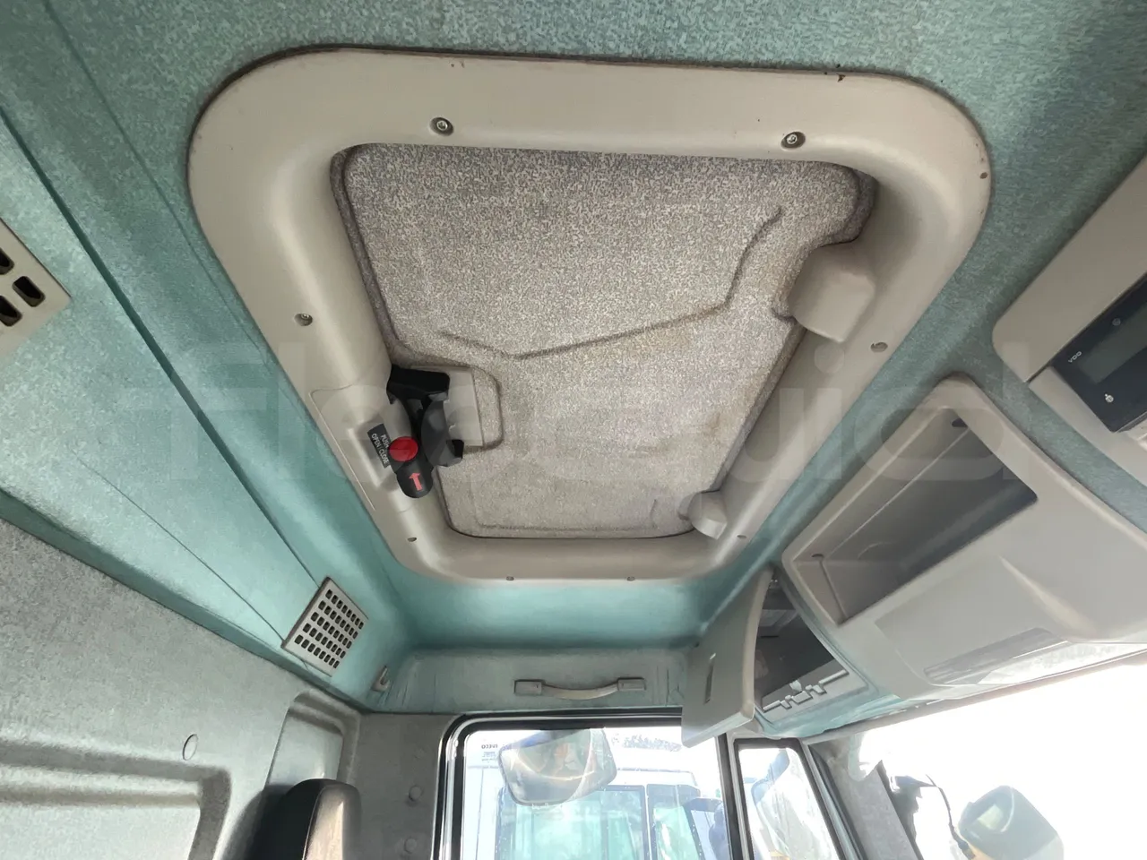 Iveco Faun Viatek 160/150 E4 SK600 - Euro5- 160kW - 6.917mt - roof hatch 1