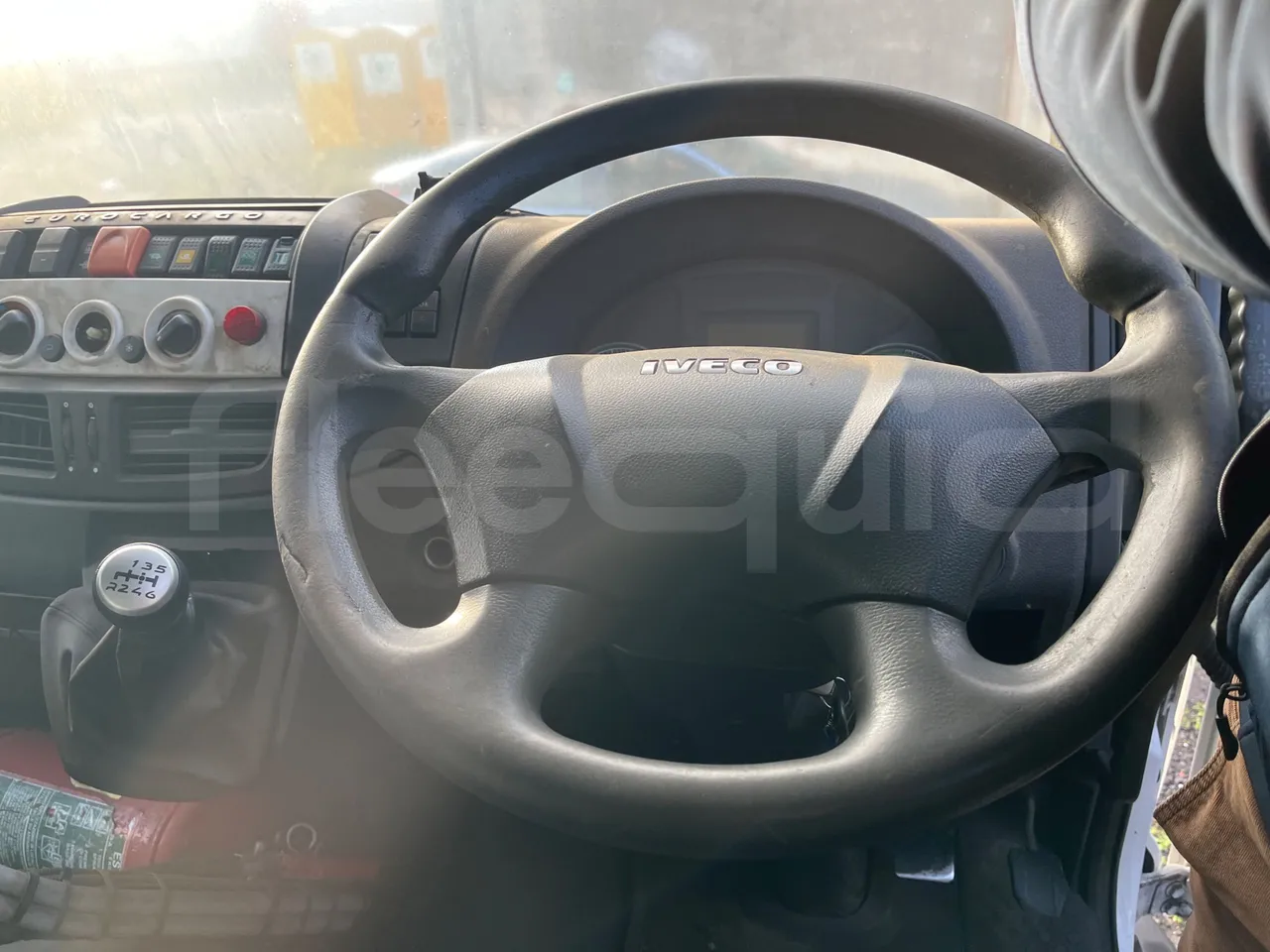 Iveco Faun Viatek 160/150 E4 SK600 - Euro5- 160kW - 6.917mt - steering wheel photo