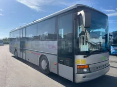 Setra S313 UL/ Euro 3 - 260 Kw - 11.320 Mt - 3/4 front right doors