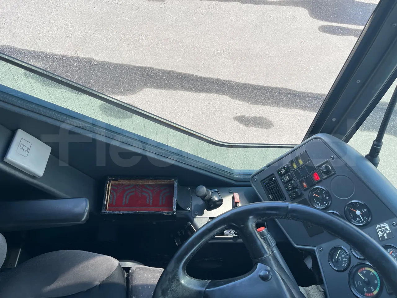 Setra S313 UL/ Euro 3 - 260 Kw - 11.320 Mt - onboard devices 3