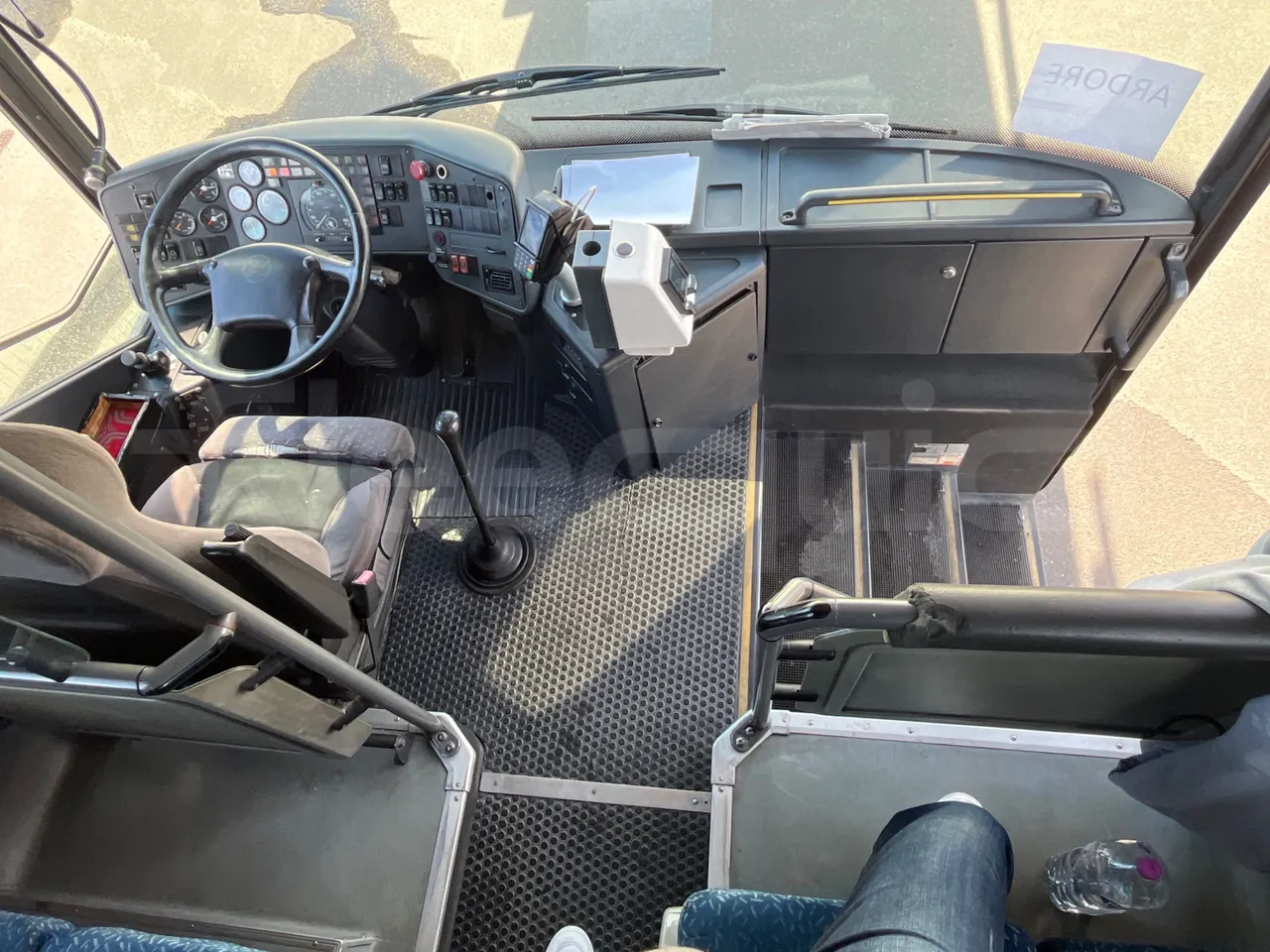 Setra S313 UL/ Euro 3 - 260 Kw - 11.320 Mt - buttons panels on