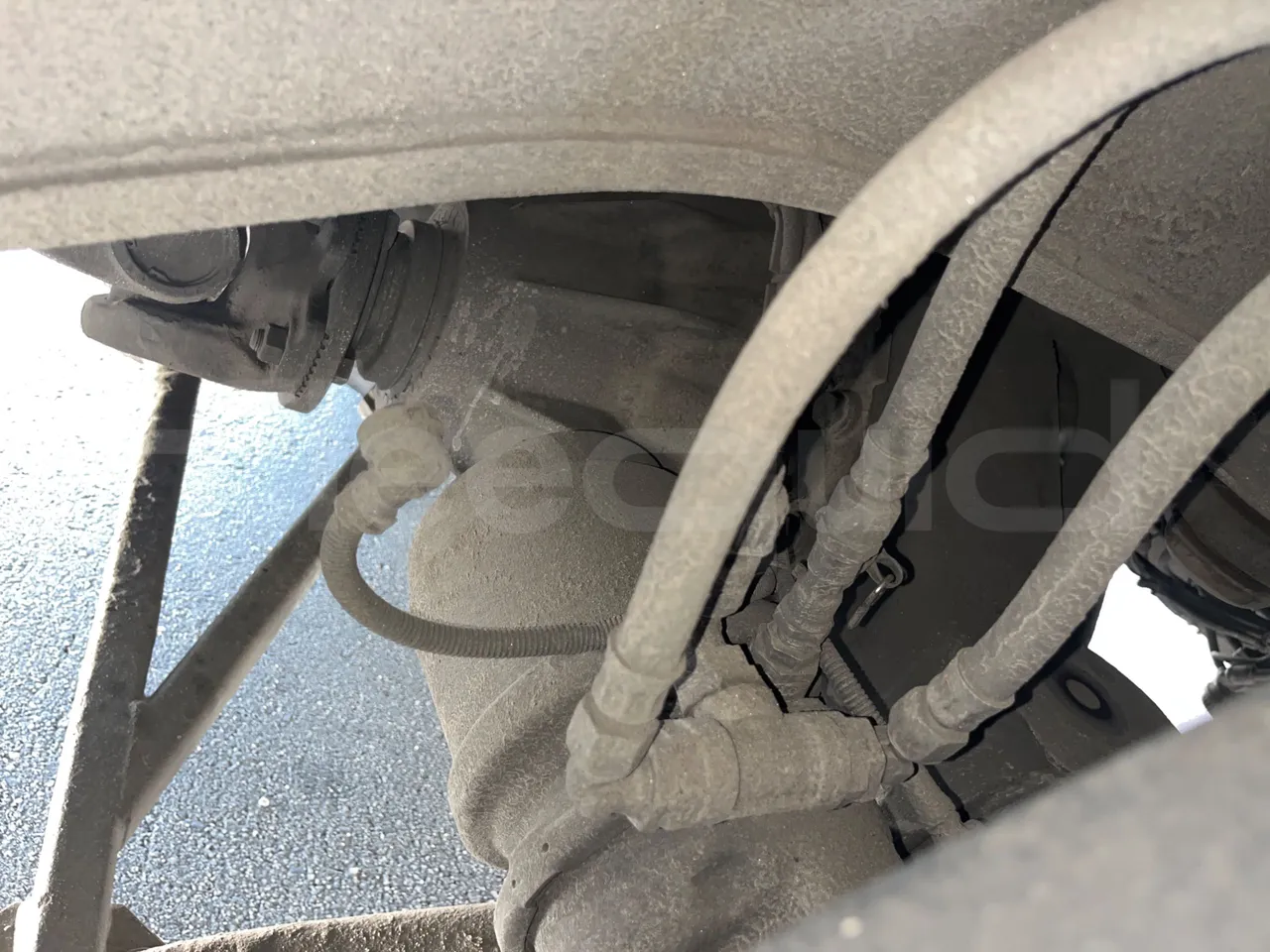 Setra S313 UL/ Euro 3 - 260 Kw - 11.320 Mt - axle 2 caliper brakes right