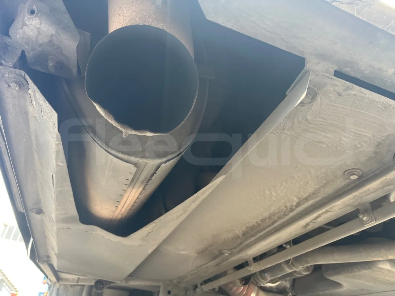 Setra S313 UL/ Euro 3 - 260 Kw - 11.320 Mt - exhaust photo