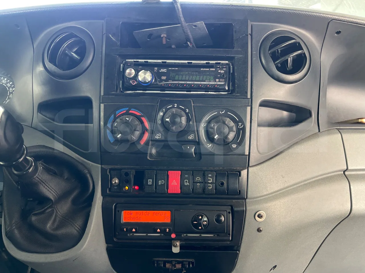Iveco Daily A50/14/20 -EUR5 -100kW -6.948m CNG - radio accessories photo
