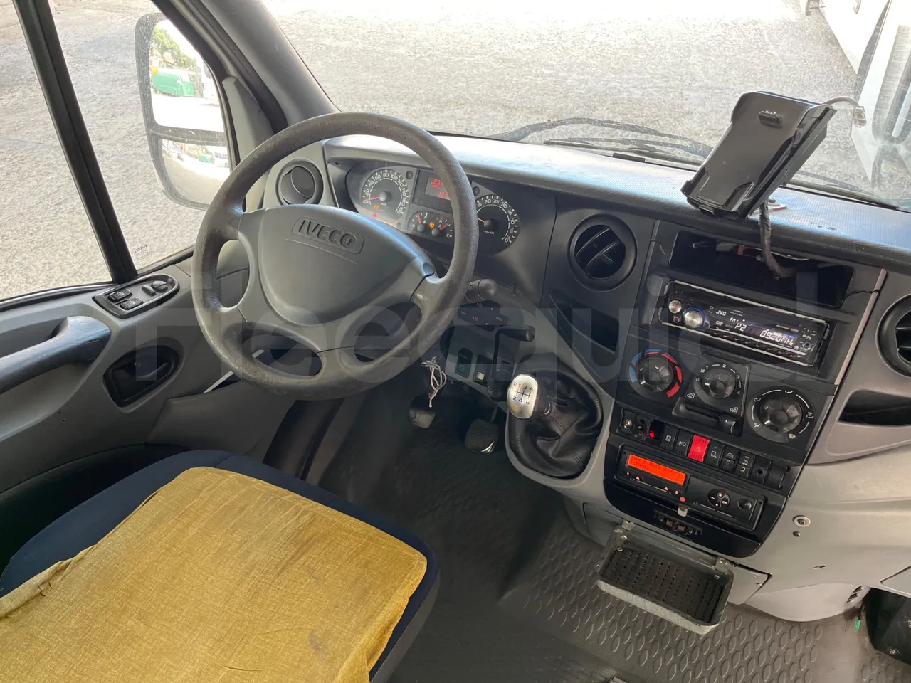 Iveco Daily A50/14/20 -EUR5 -100kW -6.948m CNG - buttons panels on