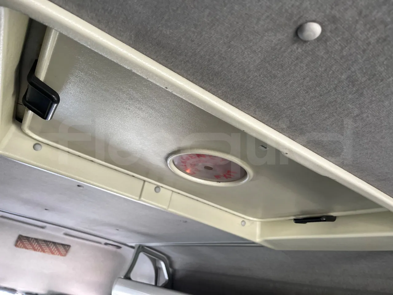 Iveco Daily A50/14/20 -EUR5 -100kW -6.948m CNG - roof hatch 2