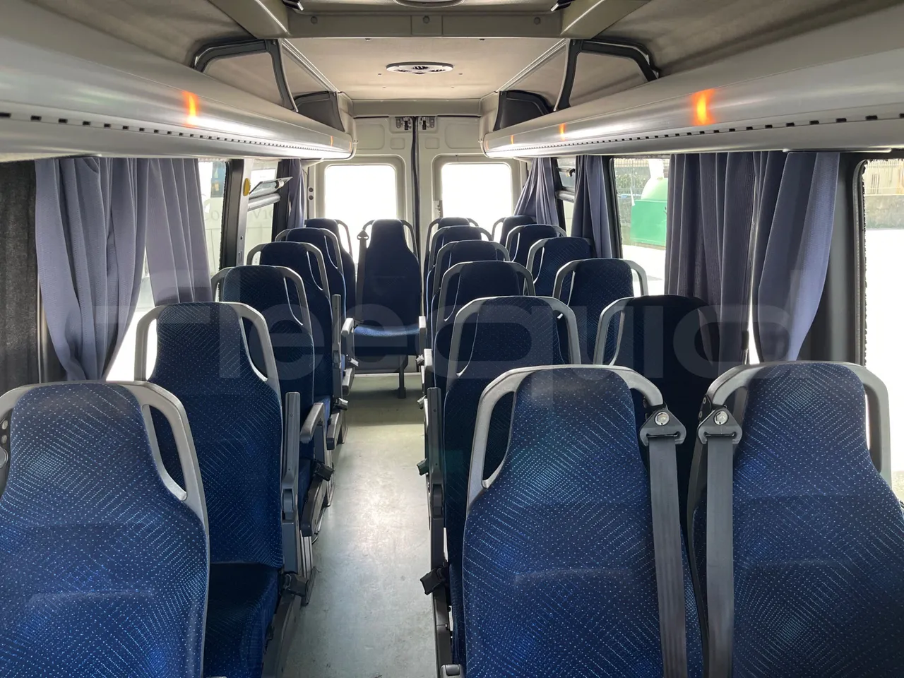Iveco Daily A50/14/20 -EUR5 -100kW -6.948m CNG - interior reverse seats driver height