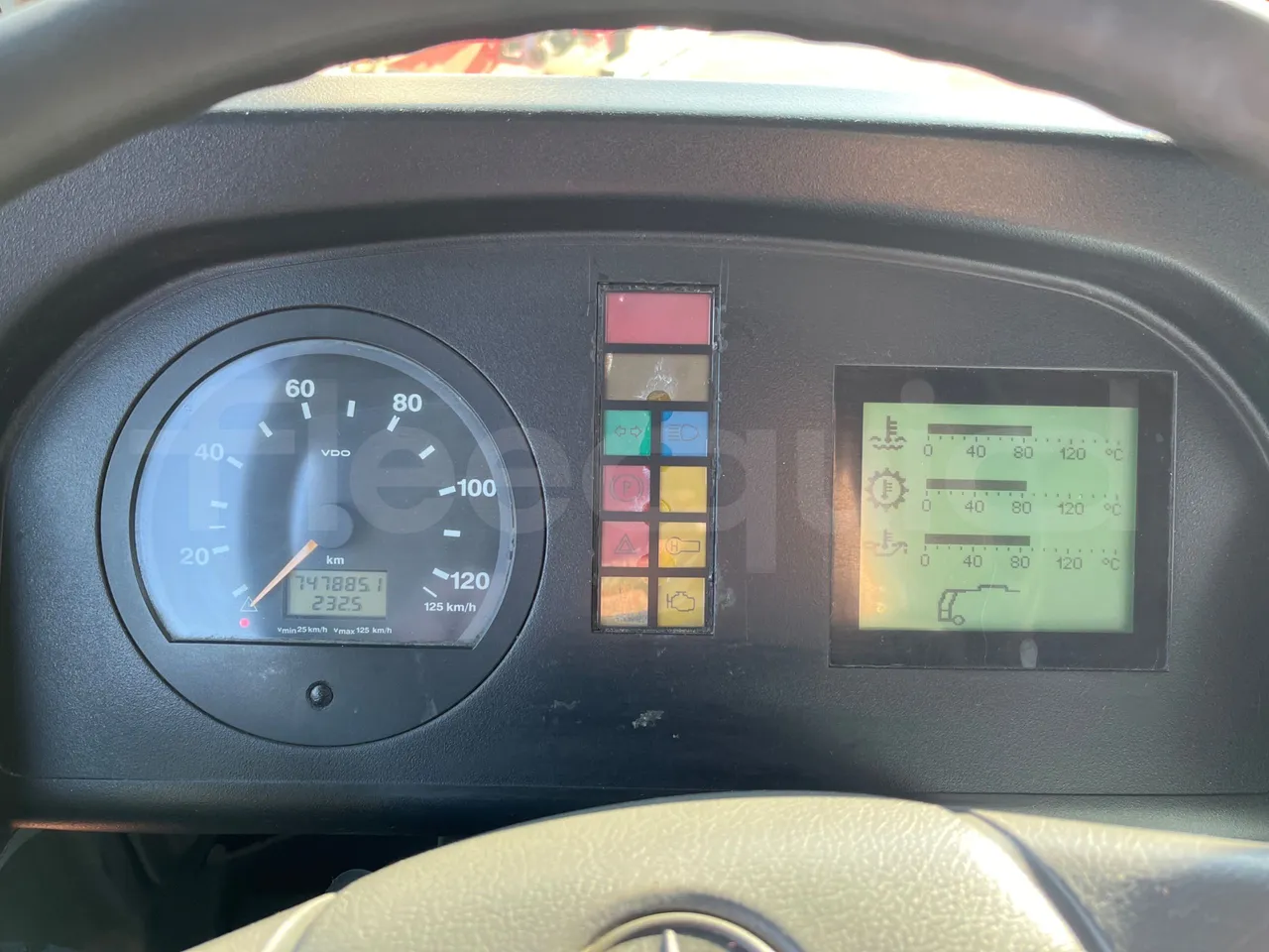 Mercedes-Benz Citaro O530 - Euro4 - 210kW - 11.950m - dashboard lights on