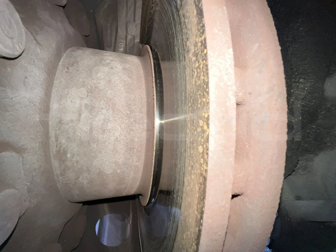 Mercedes-Benz Citaro O530 - Euro4 - 210kW - 11.950m - front discs left