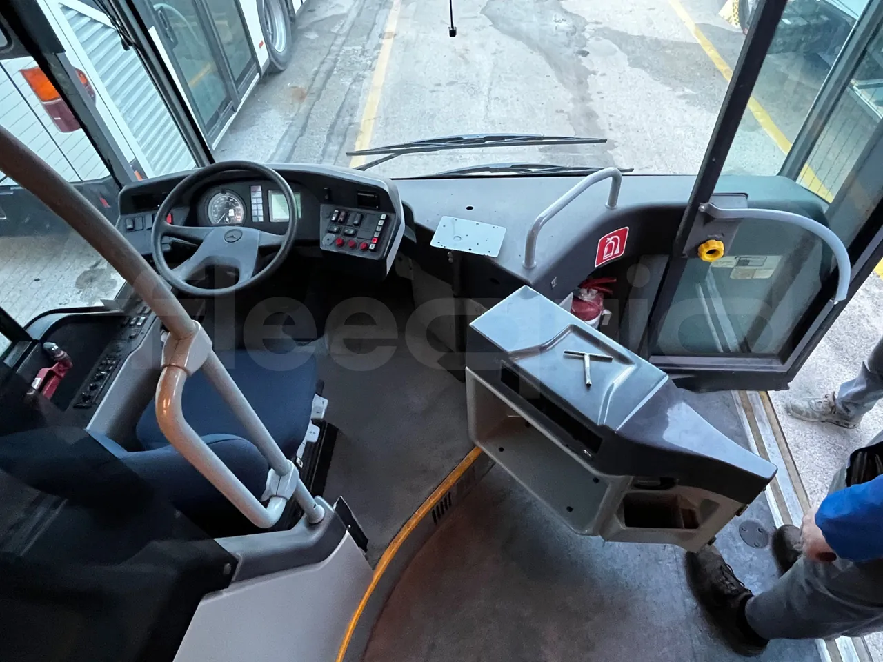 Mercedes-Benz Citaro O 530 - EUR3 - 220kW - 12.000m - buttons panels on