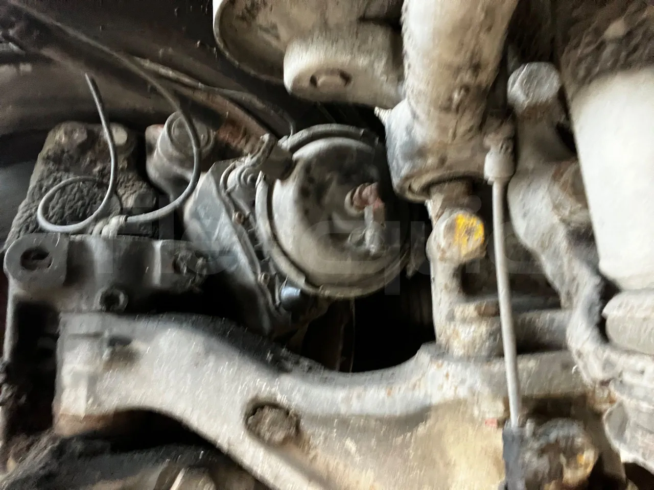 Mercedes-Benz Citaro O 530 - EUR3 - 220kW - 12.000m - front brake calipers right