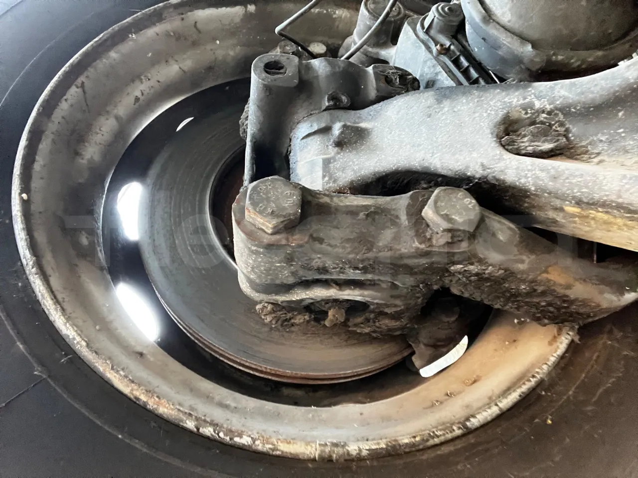 Mercedes-Benz Citaro O 530 - EUR3 - 220kW - 12.000m - front discs right